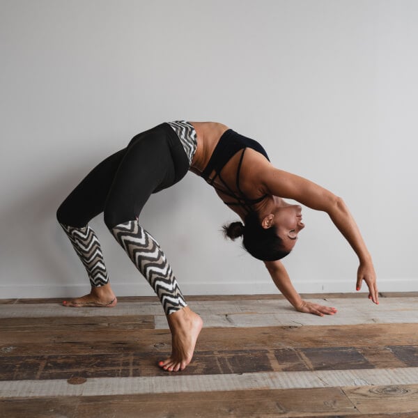 Yoga dinámico · apertura y liberación corporal